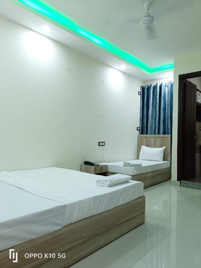 Hotel Qualia Suites At Delhi Airport Új-Delhi Kültér fotó